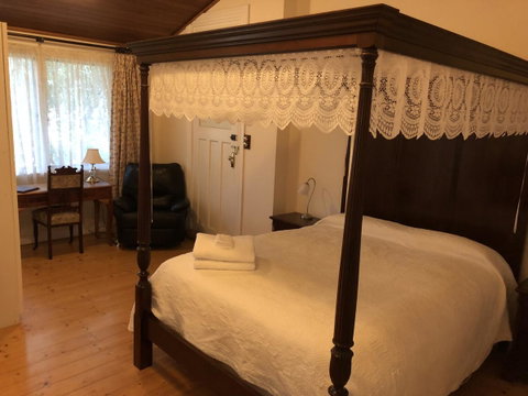 Lorelei Bed & Breakfast - Accommodation Main Beach 15