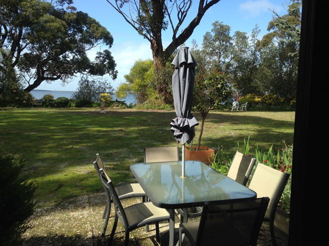 Swan Cove Beachfront - Accommodation Main Beach 15