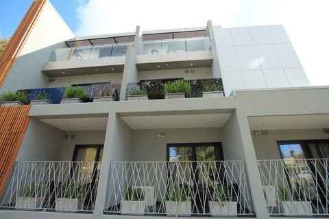 Melrose Apartments - Accommodation Main Beach 0