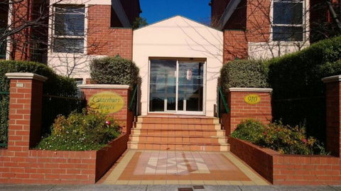 Australian Home Away @ Box Hill 2 Bedroom - Accommodation Main Beach 0