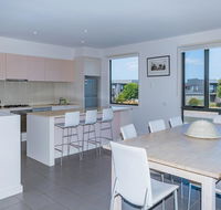 1 Sunset Place - Accommodation Main Beach