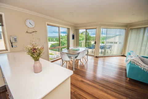 The Pitch - Accommodation Main Beach 6