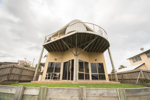 The Pitch - Accommodation Main Beach 36