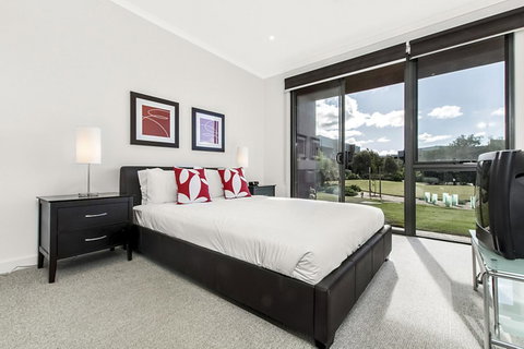 Twenty Five Coast - Accommodation Main Beach 7