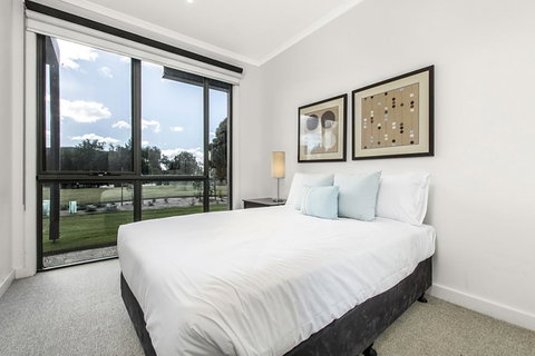 Twenty Five Coast - Accommodation Main Beach 10
