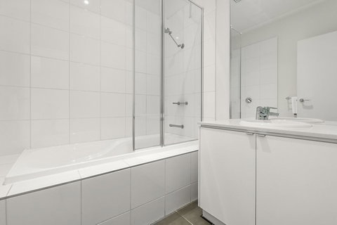 Twenty Five Coast - Accommodation Main Beach 8