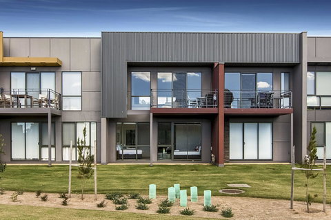 Twenty Five Coast - Accommodation Main Beach 5