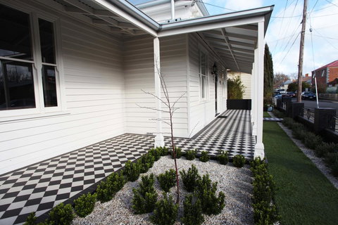 Montabella - Accommodation Main Beach 5