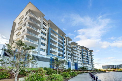 Aquarius Kawana - Accommodation Main Beach 1