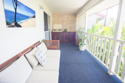 Debbie\'s Place - Accommodation Main Beach 26