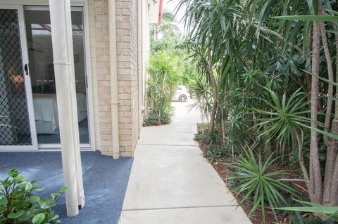 Debbie\'s Place - Accommodation Main Beach 8
