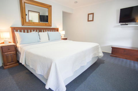 Debbie\'s Place - Accommodation Main Beach 17
