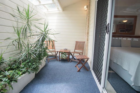 Debbie\'s Place - Accommodation Main Beach 9