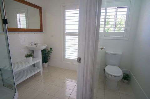 Debbie\'s Place - Accommodation Main Beach 30
