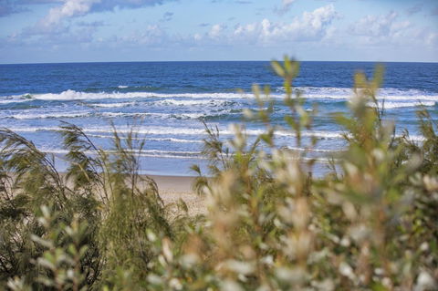 Ramada By Wyndham Marcoola Beach - Accommodation Main Beach 4