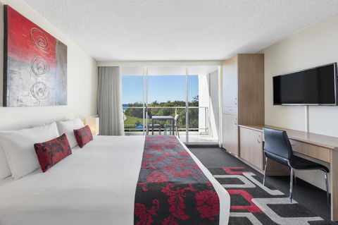 Ramada By Wyndham Marcoola Beach - Accommodation Main Beach 17