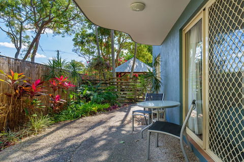 Rainbow Getaway Holiday Apartments - Accommodation Main Beach 7