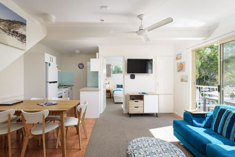 Rainbow Getaway Holiday Apartments - Accommodation Main Beach 4