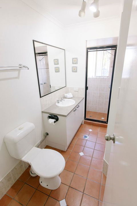 Rainbow Getaway Holiday Apartments - Accommodation Main Beach 28