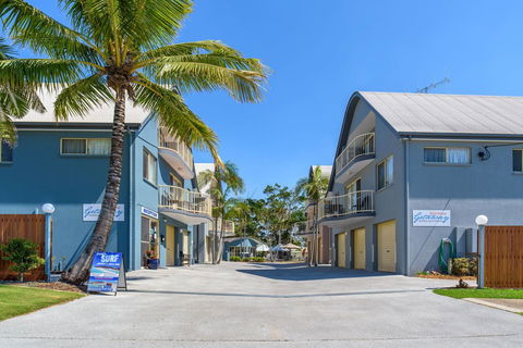 Rainbow Getaway Holiday Apartments - Accommodation Main Beach 16