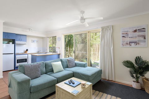 Rainbow Getaway Holiday Apartments - Accommodation Main Beach 10