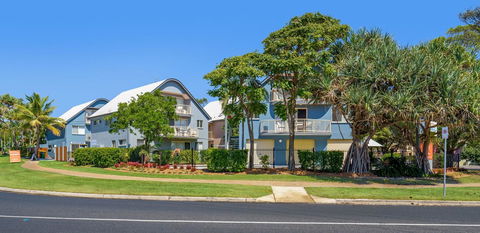 Rainbow Getaway Holiday Apartments - Accommodation Main Beach 19