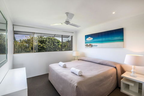 Sunseeker Holiday Apartments - Accommodation Main Beach 28