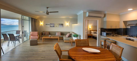 Whitsunday Apartments - Accommodation Main Beach 5