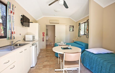 Captain Cook Holiday Village 1770 - Accommodation Main Beach 13