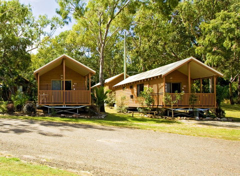 Captain Cook Holiday Village 1770 - Accommodation Main Beach 0