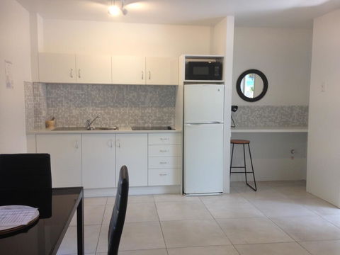 Chez Noosa Resort Motel - Accommodation Main Beach 5