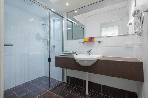 Coloured Sands - Rainbow Beach Resort - 5 Mins To Beach - Accommodation Main Beach 9