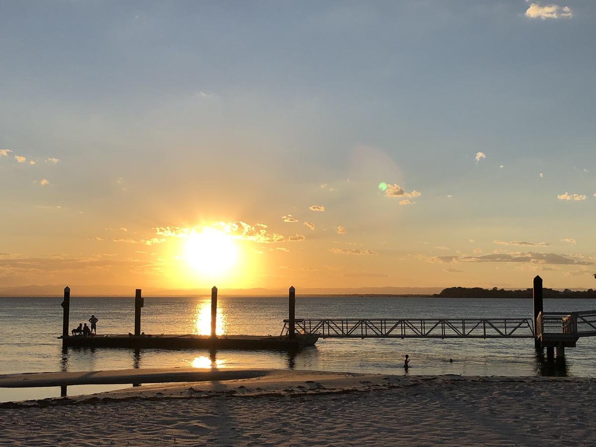 Bridgeman Downs QLD Accommodation Main Beach