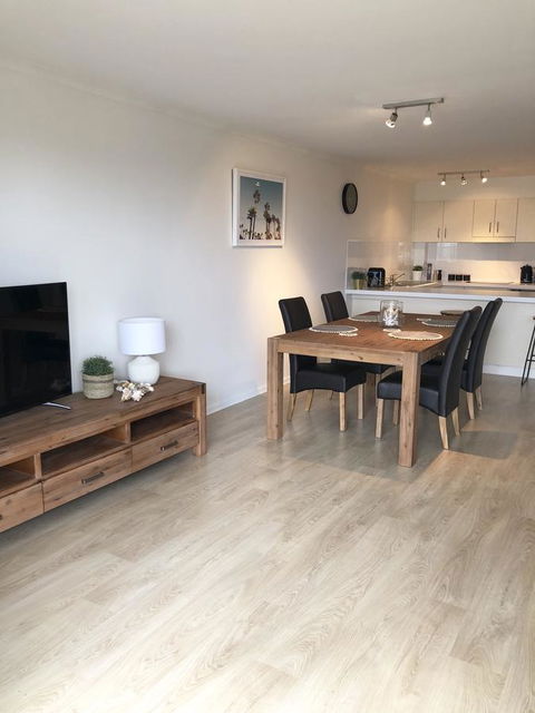 Sunshine Beach Luxe Apartment - Accommodation Main Beach 17
