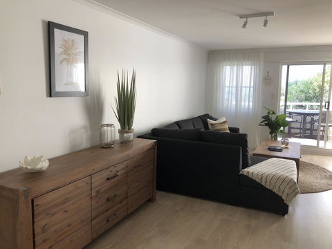 Sunshine Beach Luxe Apartment - Accommodation Main Beach 26