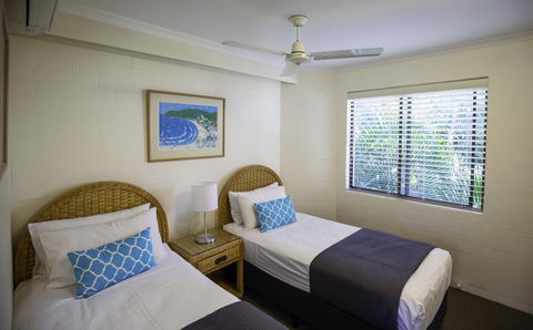 Ocean Breeze Resort - Accommodation Main Beach 37