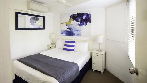 Ocean Breeze Resort - Accommodation Main Beach 16