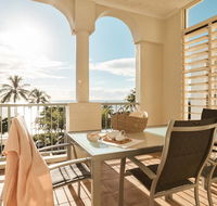Sea Change Beachfront Apartments - Accommodation Main Beach