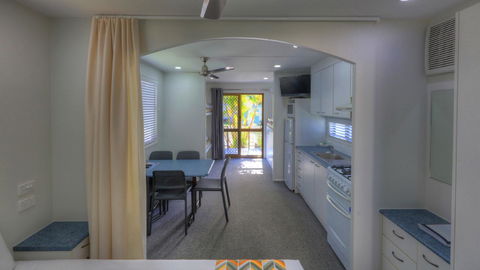 Alex Beach Cabins And Tourist Park - Accommodation Main Beach 24
