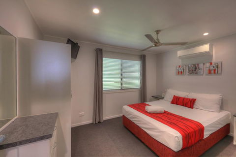 Alex Beach Cabins And Tourist Park - Accommodation Main Beach 8