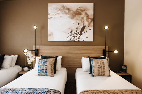 Mantra Club Croc - Accommodation Main Beach 21