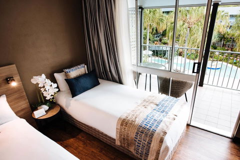 Mantra Club Croc - Accommodation Main Beach 26