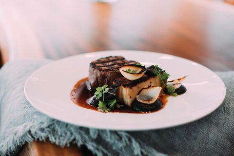 Mantra Club Croc - Accommodation Main Beach 42