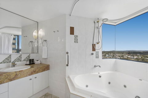 Mantra Mooloolaba Beach - Accommodation Main Beach 24