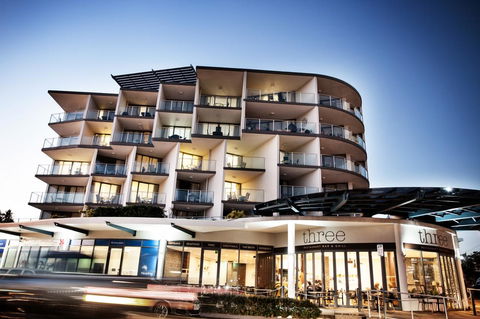 Ocean Views Resort Caloundra - Accommodation Main Beach 1