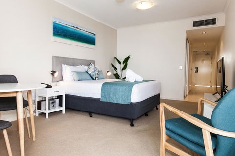 Ocean Views Resort Caloundra - Accommodation Main Beach 12