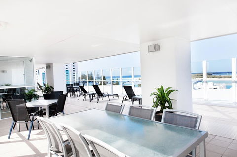 Ocean Views Resort Caloundra - Accommodation Main Beach 10