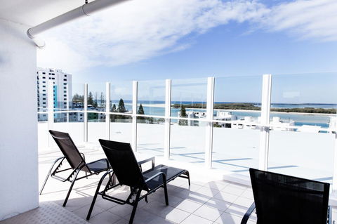 Ocean Views Resort Caloundra - Accommodation Main Beach 6