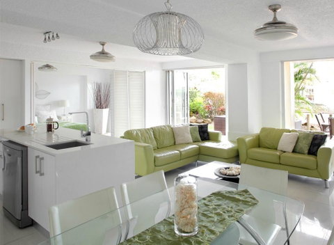 Hotel Laguna - Accommodation Main Beach 2