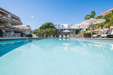 Hotel Laguna - Accommodation Main Beach 0
